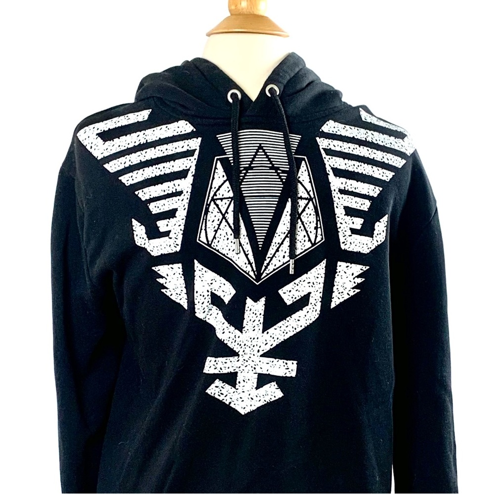 ASOS Men’s Graphic design Hooded Sweatshirt.  Size L 22” chest 27” length